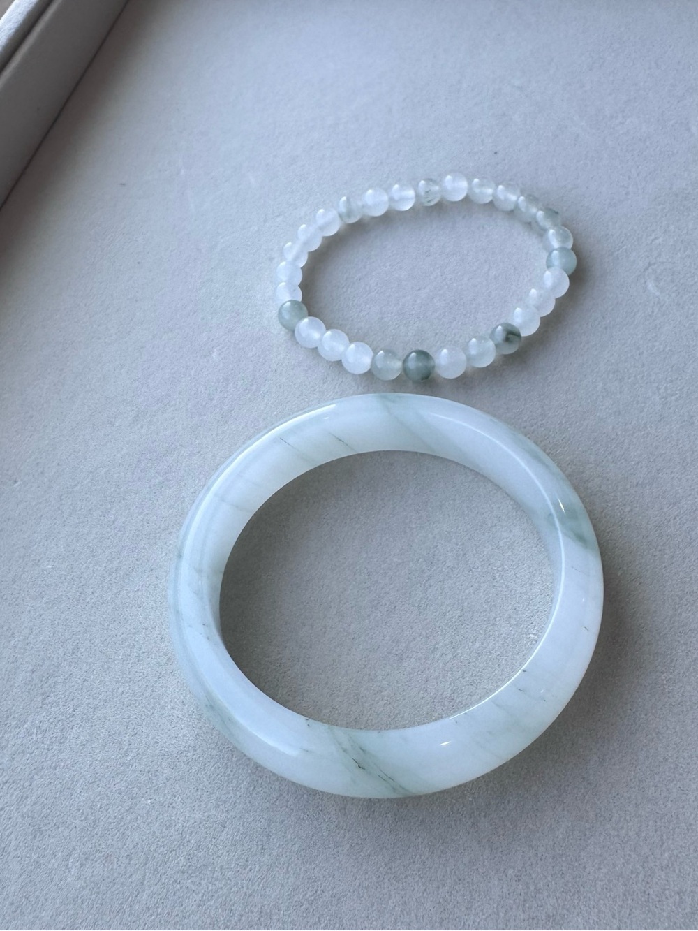Tianshan Jade Bangle and Matching Stretch Bracelet Set